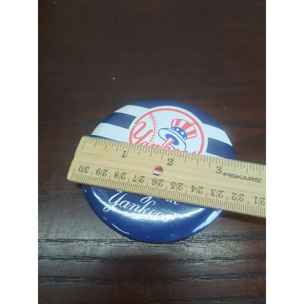 Vintage Metal New York Yankees Pin